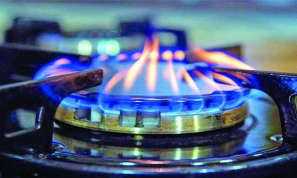 গ্যাসের দাম : পাল্টাপাল্টির রাজনীতি