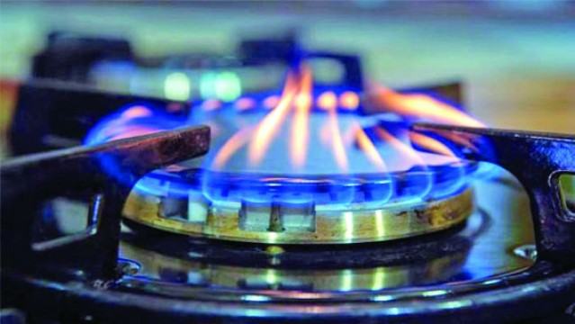 গ্যাসের দাম : পাল্টাপাল্টির রাজনীতি