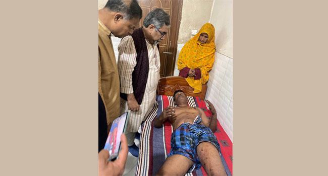 আহত নেতাকর্মীদের খোঁজখবর নিলেন প্রিন্স