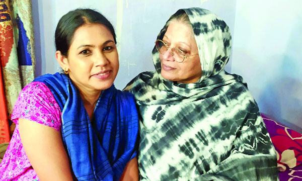 আপনজনের পর ডলি জহুর ও সুমী