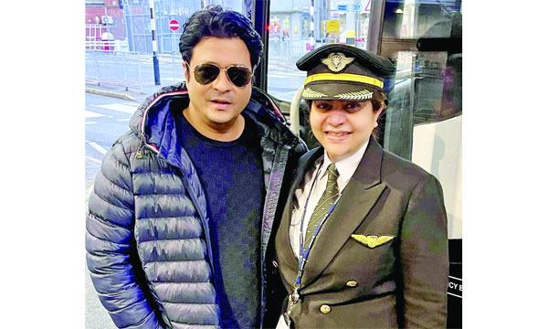 ফেরদৌস স্ত্রীর ক্যাপ্টেনসিতে লন্ডনে গেলেন