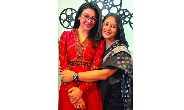 এক ফ্রেমে জয়া আহসান ও অপি করিম