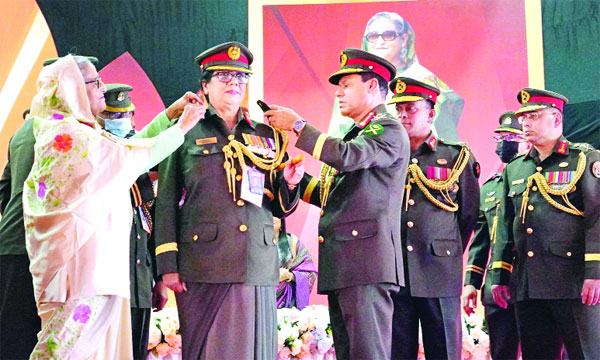 দেশরক্ষায় সশস্ত্রবাহিনীকে সক্ষম করে গড়ে তোলা হচ্ছে : প্রধানমন্ত্রী