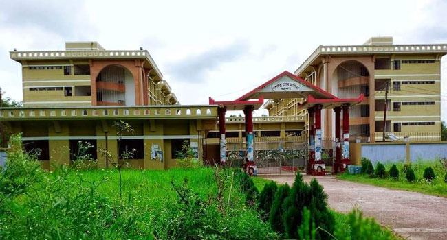 ইবিতে ছাত্রী নির্যাতন : তথ্য-প্রমাণাদি চেয়ে গণবিজ্ঞপ্তি বিশ্ববিদ্যালয় প্রশাসনের
