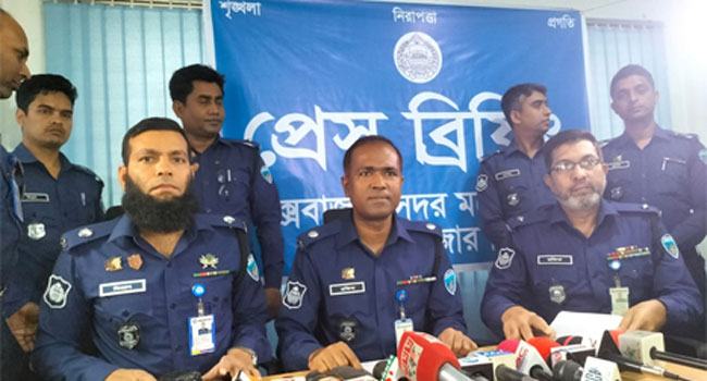 হোটেলে মা-মেয়ে খুন : পুলিশের সন্দেহে জেমিন