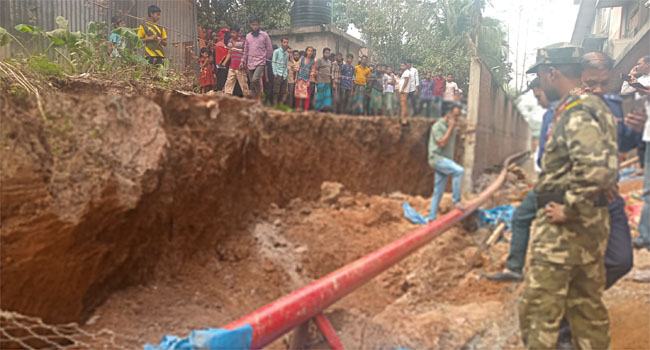 ভালুকায় কারখানার দেয়াল ধসে শ্রমিক নিহত