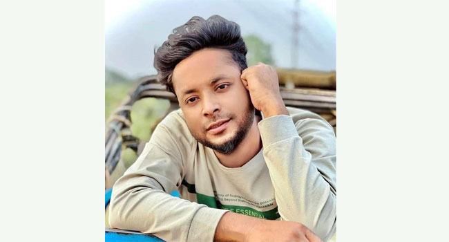 সোনারগাঁওয়ে ট্রাকচাপায় মোটরসাইকেল-চালক নিহত,আহত ২