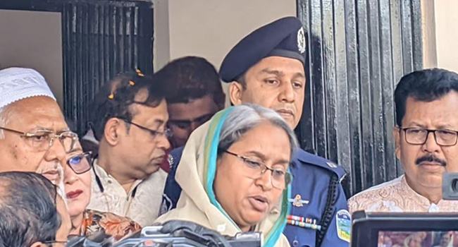 দেশের শান্তি-শৃঙ্খলা নিয়ে কাউকে ছিনিমিনি খেলতে দেয়া হবে না : শিক্ষামন্ত্রী