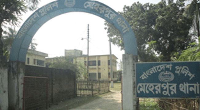 মেহেরপুর থানা চত্বরে বোমা বিস্ফোরণ, ২ শিশু আহত