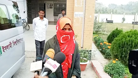 ইবি ছাত্রী নির্যাতন : শনিবার ক্যাম্পাসে ফিরবেন ভুক্তভোগী ফুলপরী