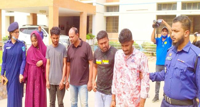 গাইবান্ধায় প্রতারক চক্রের ৫ সদস্য গ্রেফতার