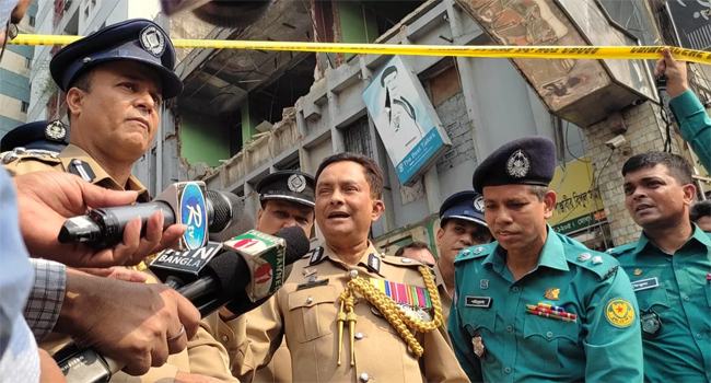 সায়েন্স ল্যাবের ঘটনায় নাশকতার আলামত পাওয়া যায়নি : ডিএমপি কমিশনার