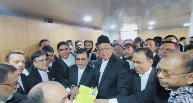 সুপ্রিম কোর্ট বার নির্বাচন : বিএনপি সমর্থিত নীল প্যানেলের প্রার্থীদের মনোনায়নপত্র দাখিল