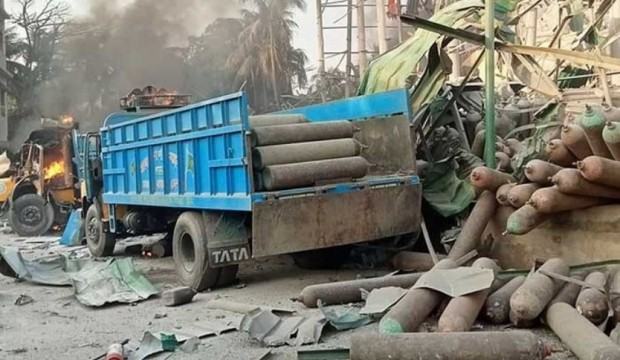 সীতাকুণ্ডে বিস্ফোরণ : মালিকসহ ১৬ জনের বিরুদ্ধে মামলা