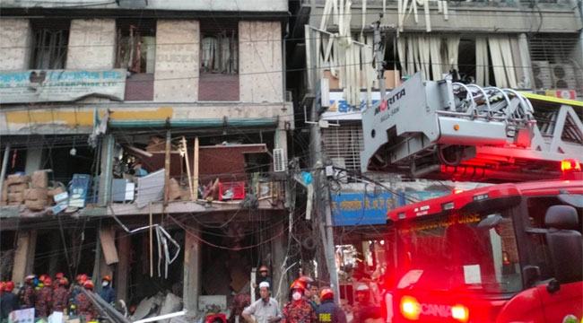 গুলিস্তানে বিস্ফোরণ : ঘটনাস্থলের ক্ষয়ক্ষতির পরিস্থিতি