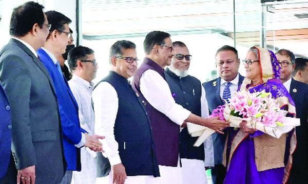 প্রবাসীদের সংশ্লিষ্ট দেশের আইন মেনে চলার আহ্বান প্রধানমন্ত্রীর