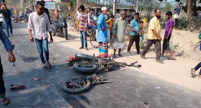 ঠাকুরগাঁওয়ে বাসের ধাক্কায় মোটরসাইকেল-আরোহী নিহত