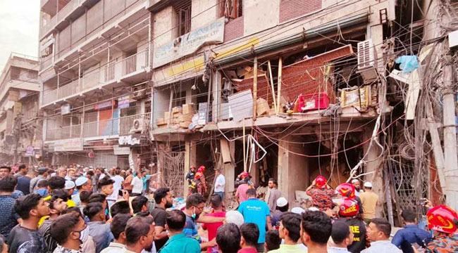 প্রশ্নবিদ্ধ বিস্ফোরণ : দুর্ঘটনা বনাম নাশকতা