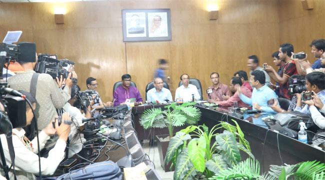 রাবিতে বহিরাগত প্রবেশে নিষেধাজ্ঞা, শিক্ষার্থীদের দেখাতে হবে আইডি কার্ড