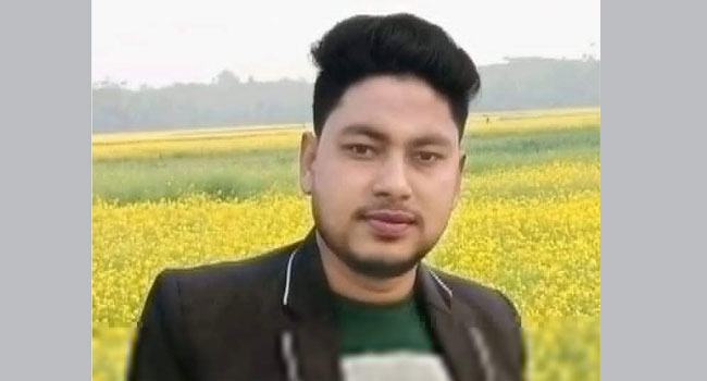 স্ত্রীর রক্তদাতাকে বাড়ি পৌঁছে দিতে গিয়ে ট্রাকচাপায় সাংবাদিক নিহত