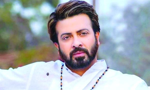 নায়ক শাকিবের বিরুদ্ধে শ্লীলতাহানির অভিযোগ