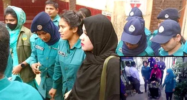 বোরকা-হুইল চেয়ারেও রক্ষা হলো না মাহির