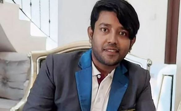 ইন্টারপোলের রেড নোটিশ দিয়ে কি আরাভ খানকে দেশে ফেরত আনা যাবে