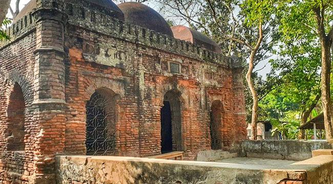 বাঘার সেই আধ্যাত্মিক নারী মসজিদের ইতিহাস