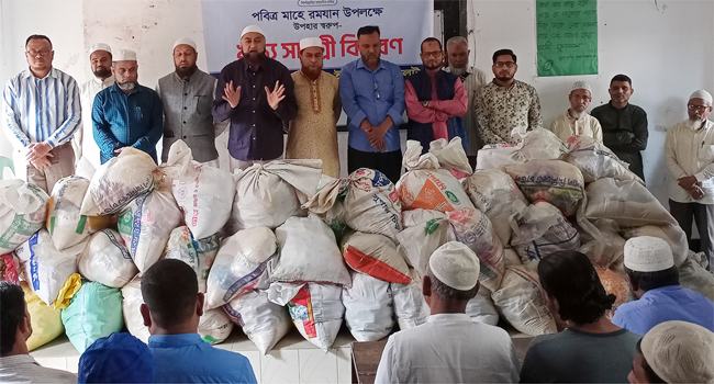 সিলেটে জামায়াতের ফুডপ্যাক উপহার সামগ্রী বিতরণ