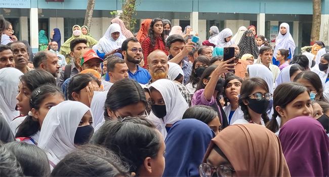 বগুড়ার আলোচিত সেই জজের বিচারিক ক্ষমতা কেড়ে নেয়া হলো