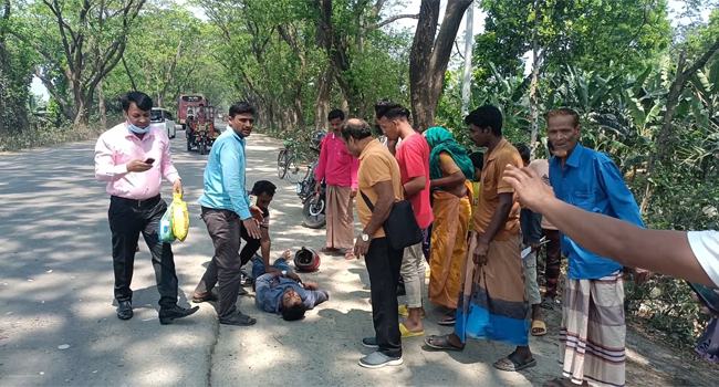 প্রাইভেটকার ও মোটরসাইকেলের মুখোমুখি সংঘর্ষে যুবক নিহত
