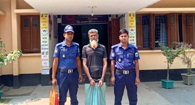 বড়াইগ্রামে চালককে কুপিয়ে হত্যা চেষ্টায় অভিযুক্ত কারাগারে