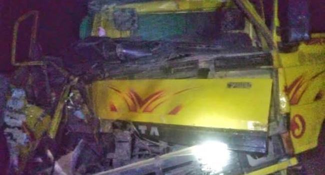 লালমনিরহাটে ট্রাক ও অটোরিকশার সংঘর্ষে নিহত ১, আহত ৩