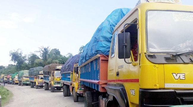 মাছের ট্রাকে স্বর্ণ পাচার, বেনাপোল বন্দর দিয়ে ভারতে রফতানি বন্ধ
