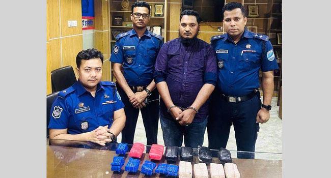 সোনারগাঁওয়ে সাড়ে ২৩ হাজার ইয়াবাসহ মাদককারবারি গ্রেফতার