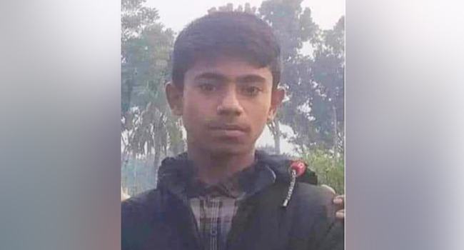 সড়ক দুর্ঘটনায় আহত স্কুলছাত্র আরিয়ান মারা গেছে