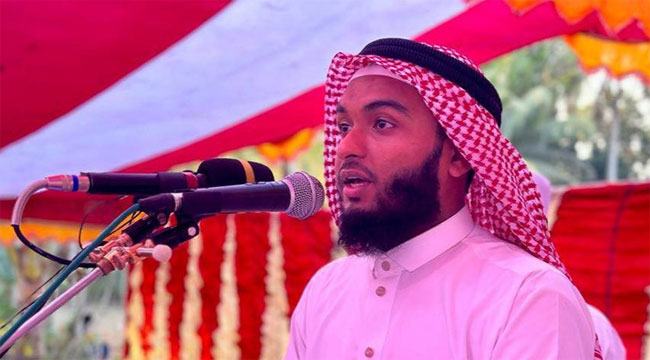 মালদ্বীপে তারাবিতে মুগ্ধতা ছড়াচ্ছেন বাংলাদেশী হাফেজ কামরুল