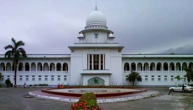 চরম বিশৃঙ্খলার নিপতিত আইনজীবী অঙ্গন