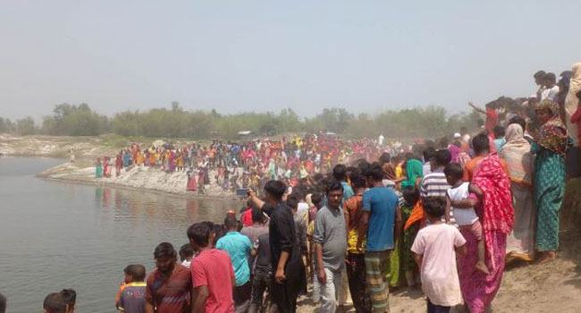 নিখোঁজের ৩ দিন পর হাত-পা বাঁধা কলেজছাত্রের লাশ উদ্ধার