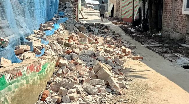 কুয়াকাটা ইলিশ পার্কের সীমানা প্রাচীর ভাংচুরের অভিযোগ