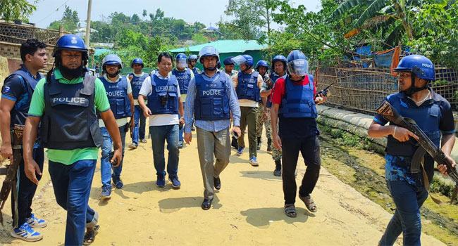 উখিয়ায় রোহিঙ্গা ক্যাম্পে বন্দুকযুদ্ধে আরসা কমান্ডার নিহত, আটক ৩