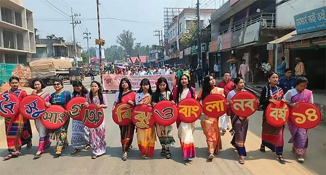 খাগড়াছড়িতে বর্ণাঢ্য র‌্যালির মধ্য দিয়ে বর্ষবরণ উৎসব শুরু