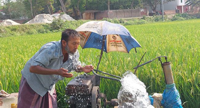 পুড়ছে চুয়াডাঙ্গা, তাপমাত্রায় ৪১ দশমিক ৭ ডিগ্রির রেকর্ড
