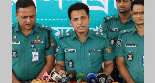 গাজীপুরে ডিবি পরিচয়ে ডাকাতি, গ্রেফতার ৭