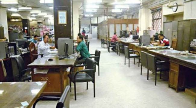 ঈদের আগে শেষ কর্মদিবস আজ