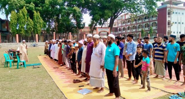 সাটুরিয়ায় বৃষ্টির জন্য সালাতুল ইস্তিসকার নামাজ আদায়