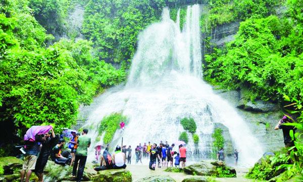 প্রকৃতির লীলাভূমি মিরসরাইয়ের ১০টি পর্যটন স্পট