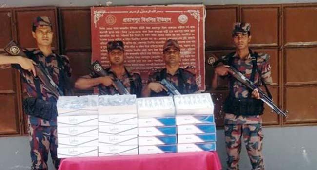 সিলেটে ৮২ লাখ টাকার ভারতীয় কাপড় ও চশমা জব্দ
