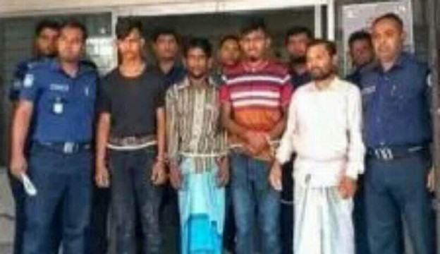 ঝালকাঠিতে জোড়া খুন : ইউপি সদস্যসহ ২১ জনের বিরুদ্ধে মামলা