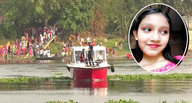 শীতলক্ষ্যায় নৌকা ডুবিতে নিখোঁজ স্কুল ছাত্রী উদ্ধার হয়নি, গ্রেফতার ৪